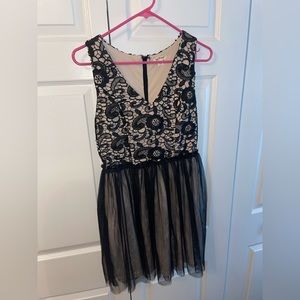 Francesca’s mi ami brand sleeveless mini crochet lace, tulle dress. Size small